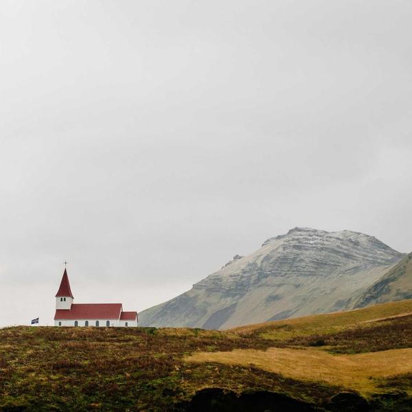 Full Grain Leather Messenger Bag - image 2
